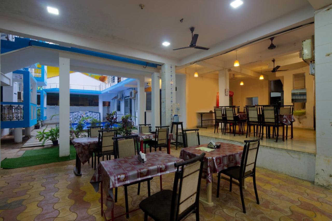 Queen Of Queen'S Hotel Calangute Exterior photo
